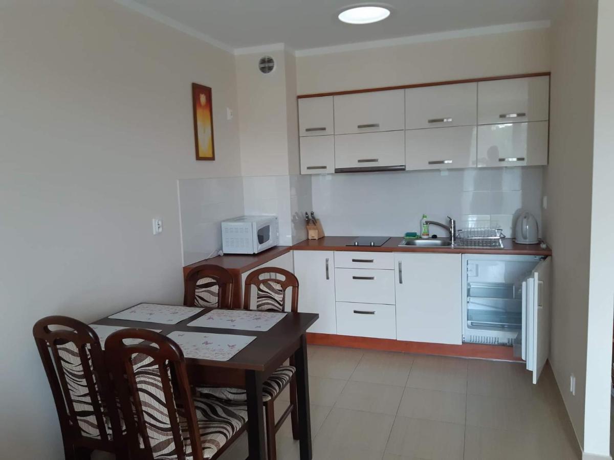 Apartament W Bursztynowych Komnatach Darlowo Exterior foto