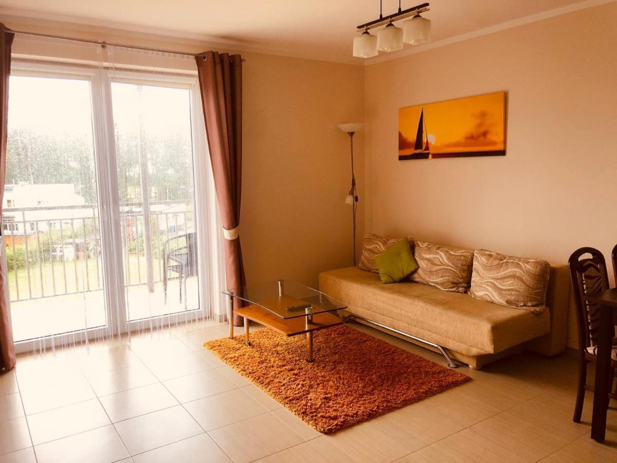 Apartament W Bursztynowych Komnatach Darlowo Exterior foto